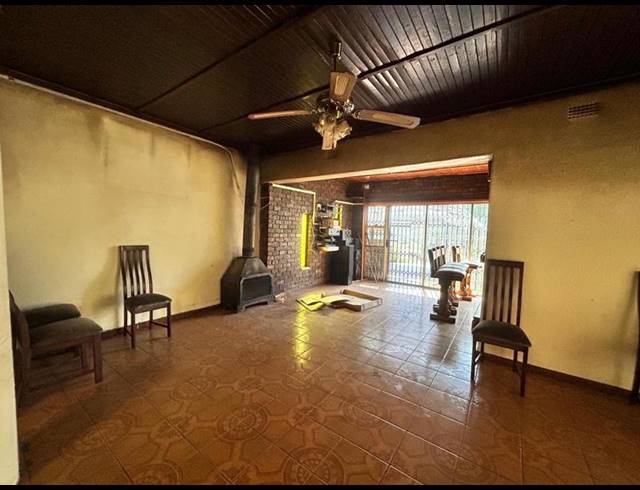 4 BEDROOM HOUSE FOR SALE IN STRUBENVALE